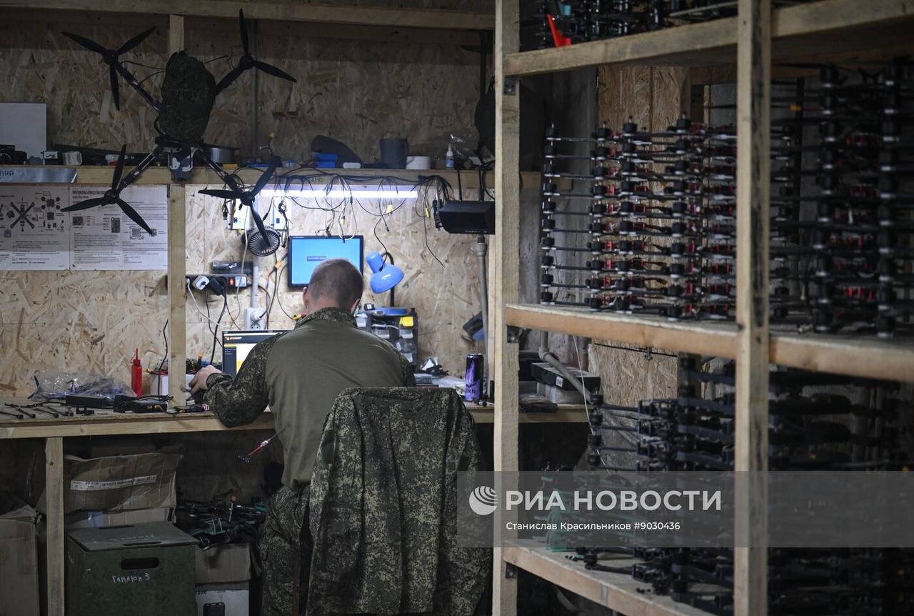 Лаборатория по ремонту и сборке БПЛА группировки войск «Центр» на Покровском (Красноармейском) направлении Лаборатория по ремонту и сборке БПЛА группировки войск «Центр» на Покровском (Красноармейском) направлении