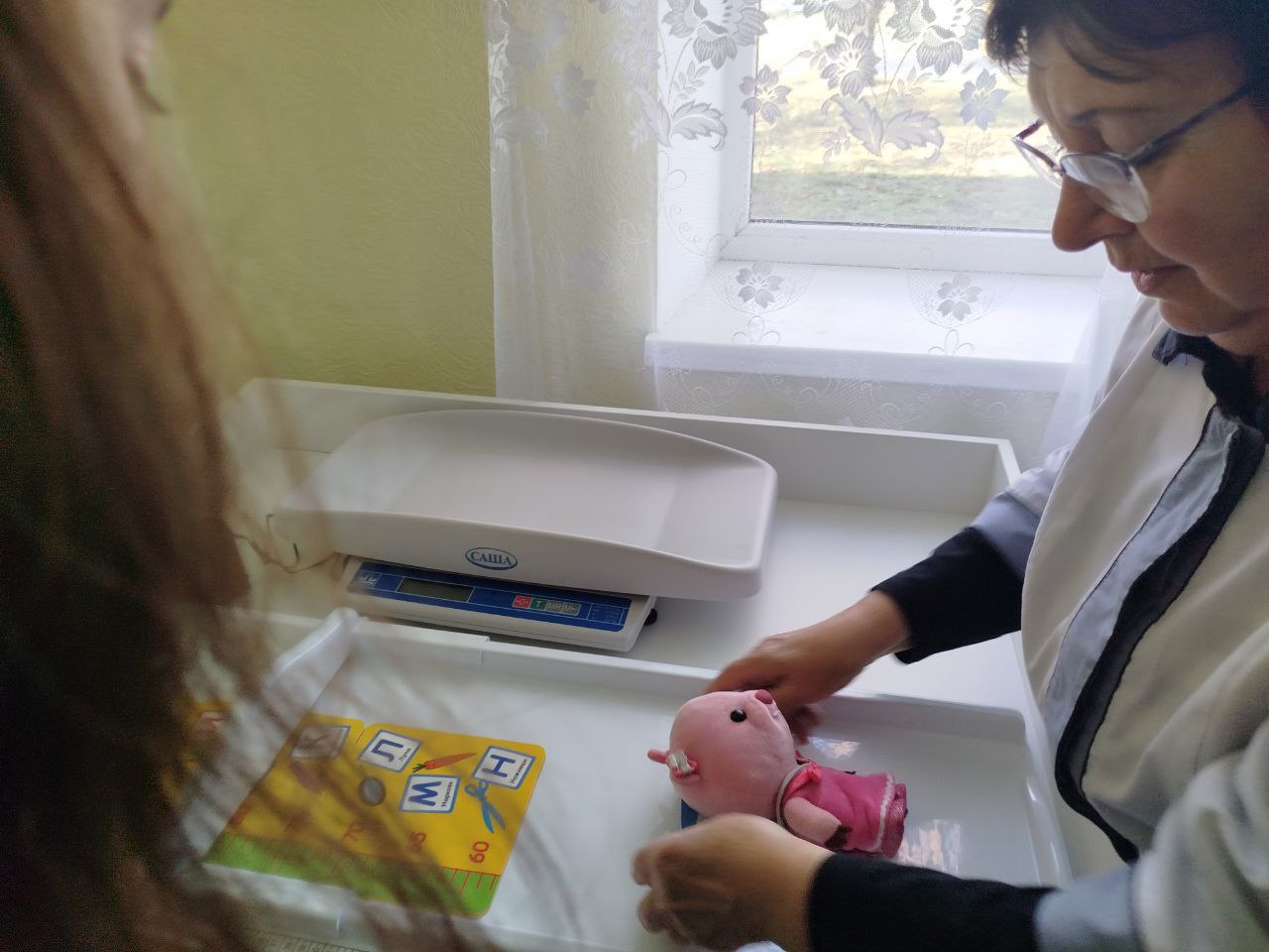 В рамках регионального проекта "Ура каникулы" Республиканской акции " Учиться в Донбассе" учащиеся 8-9 классов "Каменской школы Тельмановского муниципального округа посетили Каменский ФП. ... В рамках регионального проекта "Ура каникулы" Республиканской акции " Учиться в Донбассе" учащиеся 8-9 классов "Каменской школы Тельмановского муниципального округа посетили Каменский ФП. ...