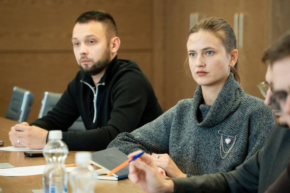 Волонтеры пройдут дополнительное обучение для работы на освобожденных территориях Волонтеры пройдут дополнительное обучение для работы на освобожденных территориях