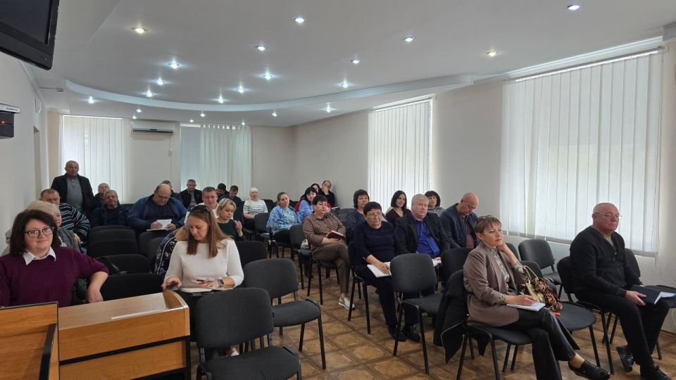 Николай Михайлов: Провел аппаратное совещание с руководителями структурных и территориальных подразделений Администрации Старобешевского муниципального округа, учреждений, организаций, предприятий Николай Михайлов: Провел аппаратное совещание с руководителями структурных и территориальных подразделений Администрации Старобешевского муниципального округа, учреждений, организаций, предприятий