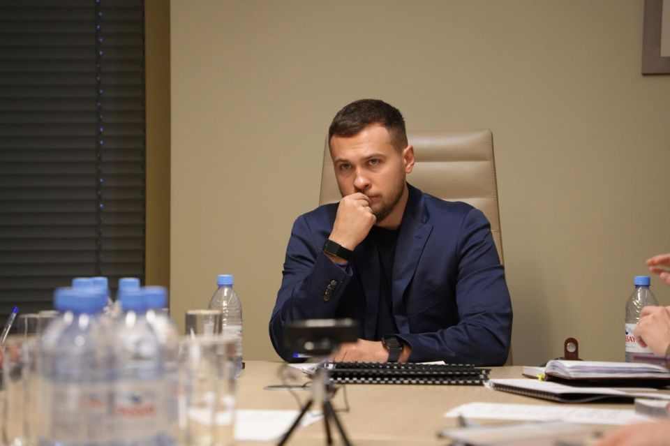 Вице-премьер Кирилл Макаров провел «Инвестиционный час» с потенциальными инвесторами