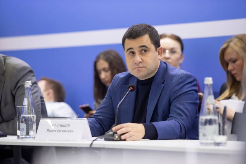 Минстрой России помогает в социальной адаптации и трудоустройстве ветеранов специальной военной операции Минстрой России помогает в социальной адаптации и трудоустройстве ветеранов специальной военной операции