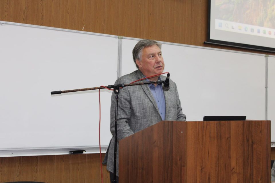 �� ������ ������ ����� �������� ���������� ���������� ������������ � ���������� ������-��������������� ������������