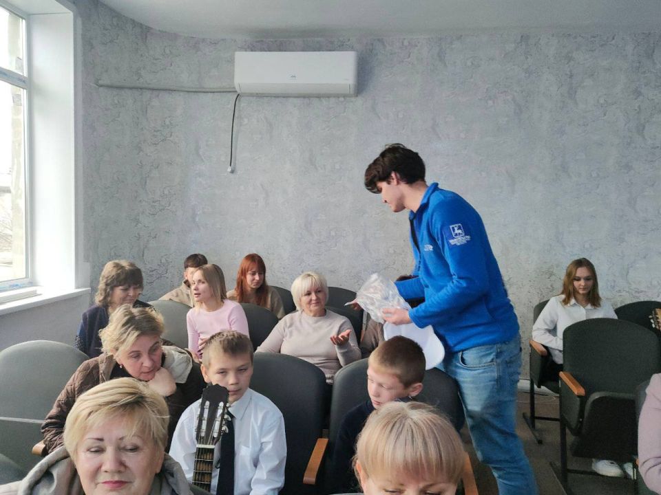 «Россия едина». По всей стране проходят торжественные мероприятия, которые создают атмосферу дружбы и патриотизма «Россия едина». По всей стране проходят торжественные мероприятия, которые создают атмосферу дружбы и патриотизма