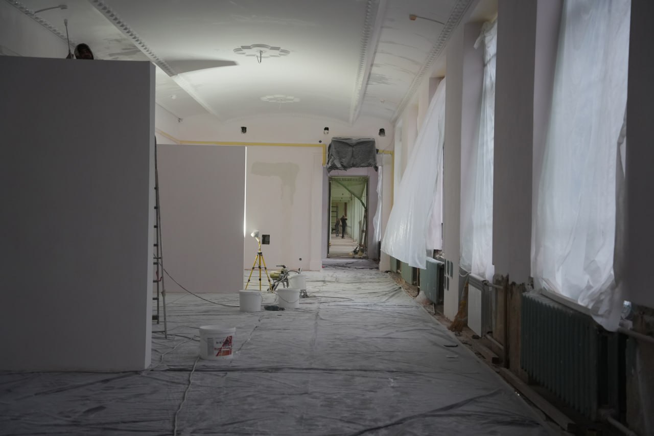 "Станет меткой на культурной карте России": в художественном музее Донецка капремонт выполнили уже на 60% "Станет меткой на культурной карте России": в художественном музее Донецка капремонт выполнили уже на 60%