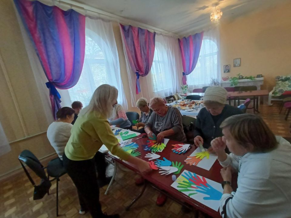 В Червоногвардейском районе прошло мероприятие ко Дню народного единства «В единстве народа – сила страны» В Червоногвардейском районе прошло мероприятие ко Дню народного единства «В единстве народа – сила страны»