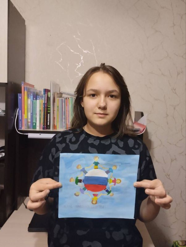 Иван Приходько: В Центрально-Городском районе Горловки прошли мероприятия ко Дню народного единства Иван Приходько: В Центрально-Городском районе Горловки прошли мероприятия ко Дню народного единства