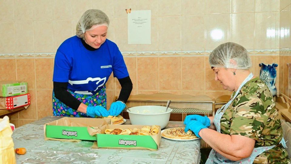 "Наша сила - в единстве". В преддверии праздника Народного Единства, Женский клуб «Вектор жизни - Работа для СВОих» совместно с Женским движением «Единая Россия» провел мероприятие приуроченное к этому празднику "Наша сила - в единстве". В преддверии праздника Народного Единства, Женский клуб «Вектор жизни - Работа для СВОих» совместно с Женским движением «Единая Россия» провел мероприятие приуроченное к этому празднику