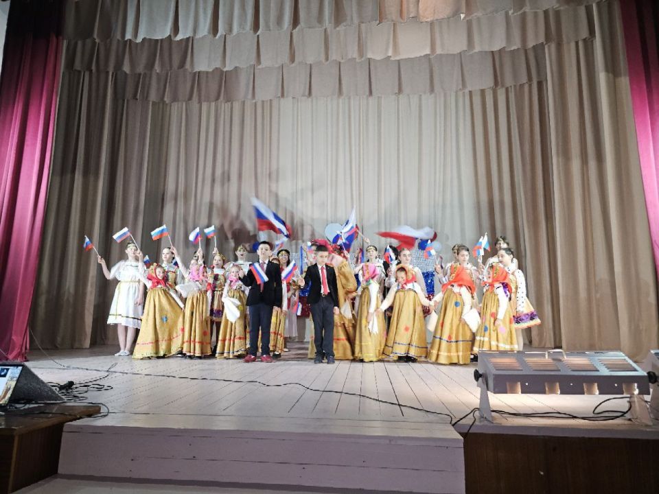 Николай Михайлов: В Стыле прошла литературно-музыкальная композиция «Мы единое целое», посвященная Дню народного единства Николай Михайлов: В Стыле прошла литературно-музыкальная композиция «Мы единое целое», посвященная Дню народного единства