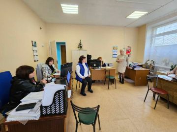 Представитель общественности Римма Чернина провела рабочую встречу с трудовым коллективом Филиала Государственного Фонда поддержки участников специальной военной операции «Защитники Отечества»