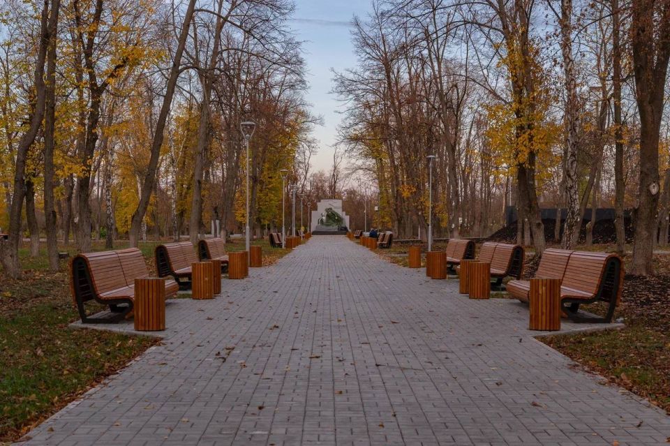 В Волновахе завершено благоустройство Летнего парка В Волновахе завершено благоустройство Летнего парка
