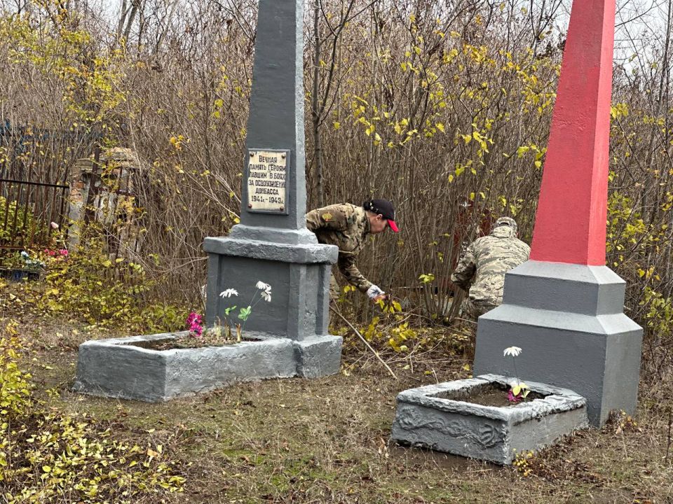 Денис Зубов: Начинаем ноябрь с субботника! Денис Зубов: Начинаем ноябрь с субботника!