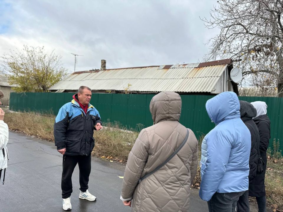Александр Кузнецов ответил на вопросы жителей Александр Кузнецов ответил на вопросы жителей