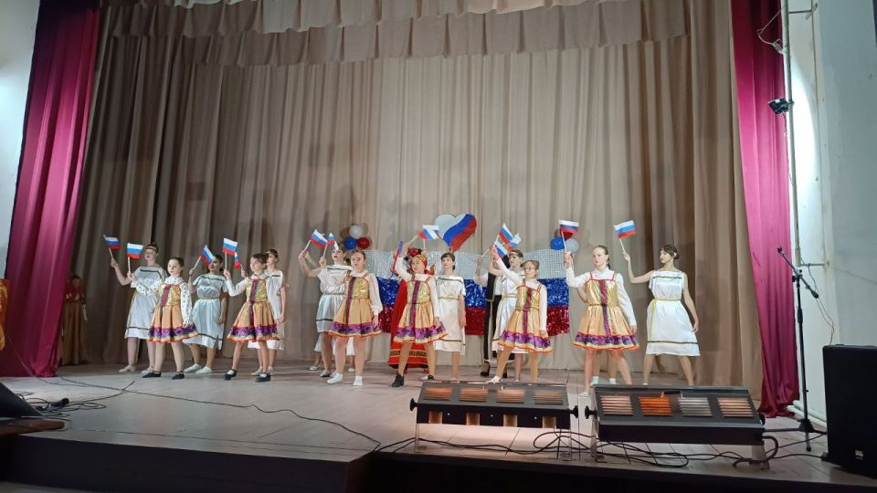 Николай Михайлов: В Стыле прошла литературно-музыкальная композиция «Мы единое целое», посвященная Дню народного единства Николай Михайлов: В Стыле прошла литературно-музыкальная композиция «Мы единое целое», посвященная Дню народного единства