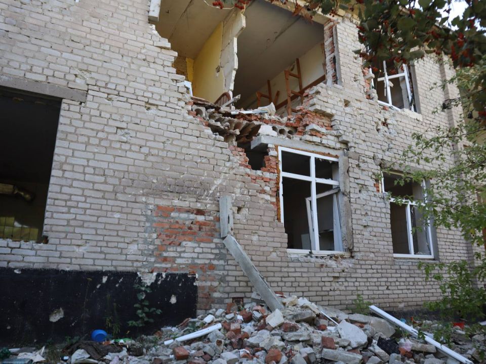 Техническое обследование детского сада в Мариуполе: первый шаг к восстановлению Техническое обследование детского сада в Мариуполе: первый шаг к восстановлению
