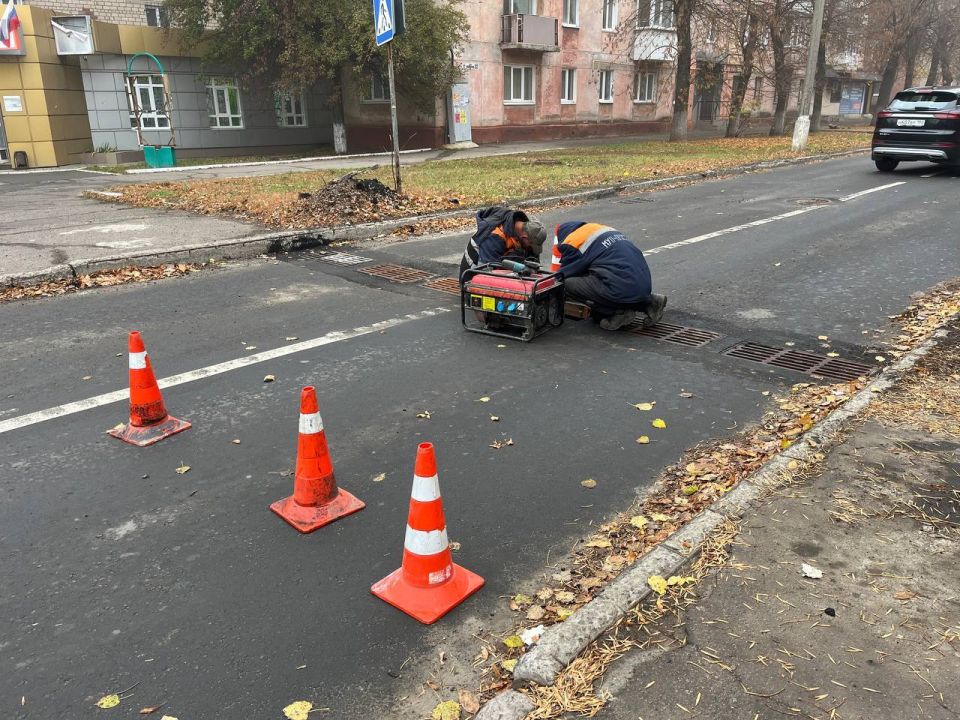 Роман Конев: О дорожных работах МУНИЦИПАЛЬНОГО УНИТАРНОГО ПРЕДПРИЯТИЯ «ПРОСТОР» АДМИНИСТРАЦИИ ГОРОДСКОГО ОКРУГА ГОРЛОВКА ДОНЕЦКОЙ НАРОДНОЙ РЕСПУБЛИКИ Роман Конев: О дорожных работах МУНИЦИПАЛЬНОГО УНИТАРНОГО ПРЕДПРИЯТИЯ «ПРОСТОР» АДМИНИСТРАЦИИ ГОРОДСКОГО ОКРУГА ГОРЛОВКА ДОНЕЦКОЙ НАРОДНОЙ РЕСПУБЛИКИ