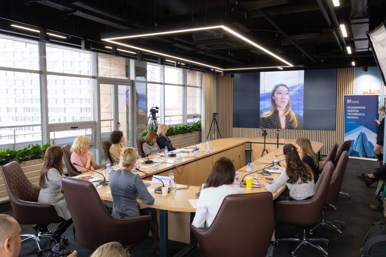 Марина Ким: Отчет о моей депутатской работе за этот месяц! Марина Ким: Отчет о моей депутатской работе за этот месяц!