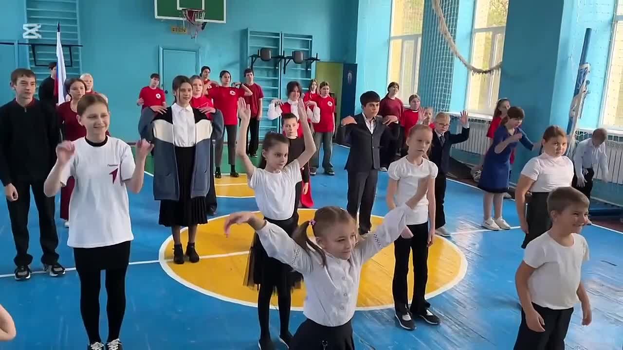 Борис Трима: В Приазовской школе прошел праздничный флешмоб ко Дню народного единства