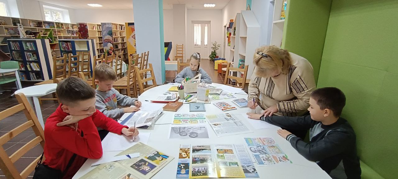 Музыкально-литературная композиция «Путешествие по песням Михаила Пляцковского» Музыкально-литературная композиция «Путешествие по песням Михаила Пляцковского»