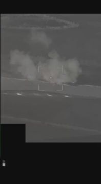 Архивные кадры эпичных прилётов "в линеечку" 15-ти ФАБов с УМПК по лесополосе на Добропольском направлении