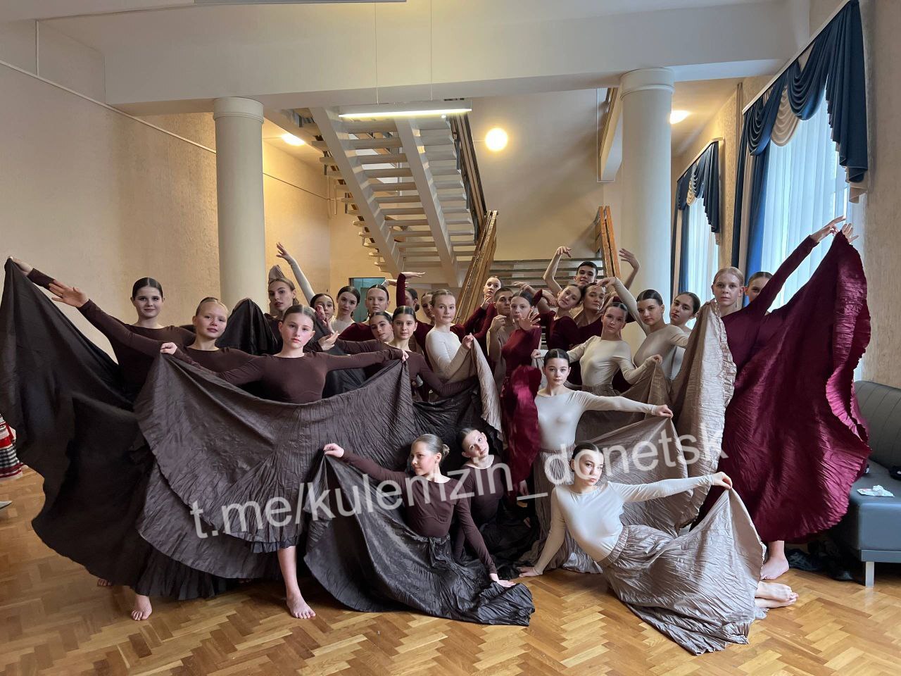 Алексей Кулемзин: 3 ноября 2025 года состоялось блестящее выступление коллектива современного танца «Fusion» Дворца культуры им. А.С. Пушкина на XI Международном конкурсе искусства и творчества «Ореол Славы» в Волгограде! Алексей Кулемзин: 3 ноября 2025 года состоялось блестящее выступление коллектива современного танца «Fusion» Дворца культуры им. А.С. Пушкина на XI Международном конкурсе искусства и творчества «Ореол Славы» в Волгограде!