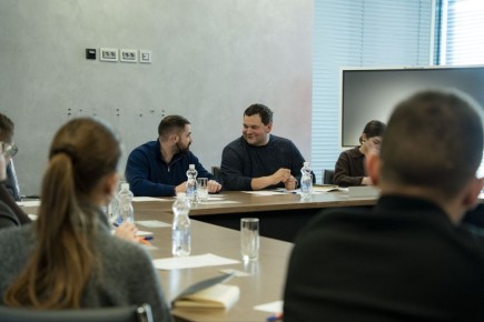 Сергей Самохин: Нужно обеспечить безопасность волонтров, которые помогают жителям освобожднных территорий