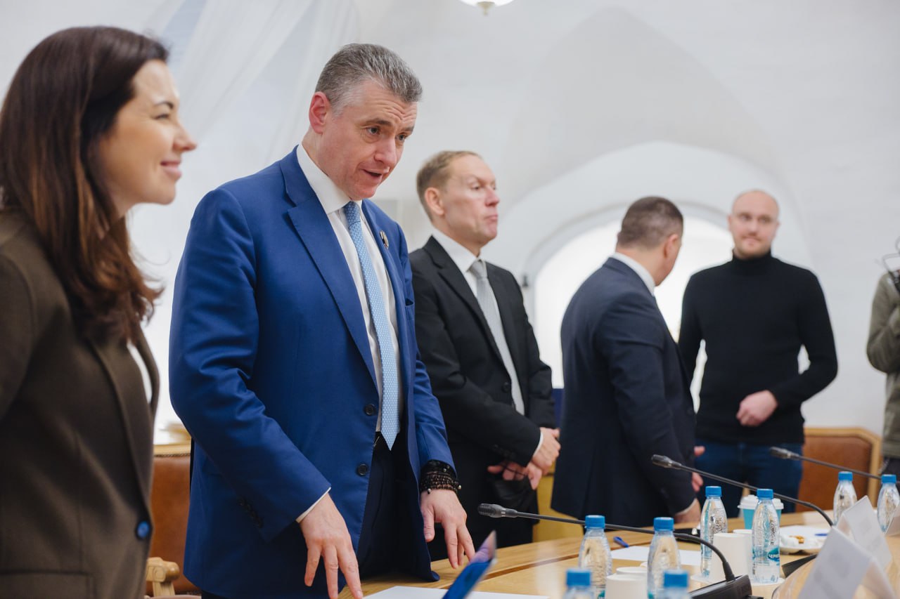 Андрей Луговой: Награда от тех, кто ежедневно работает в самых горячих точках СВО, бесценна Андрей Луговой: Награда от тех, кто ежедневно работает в самых горячих точках СВО, бесценна