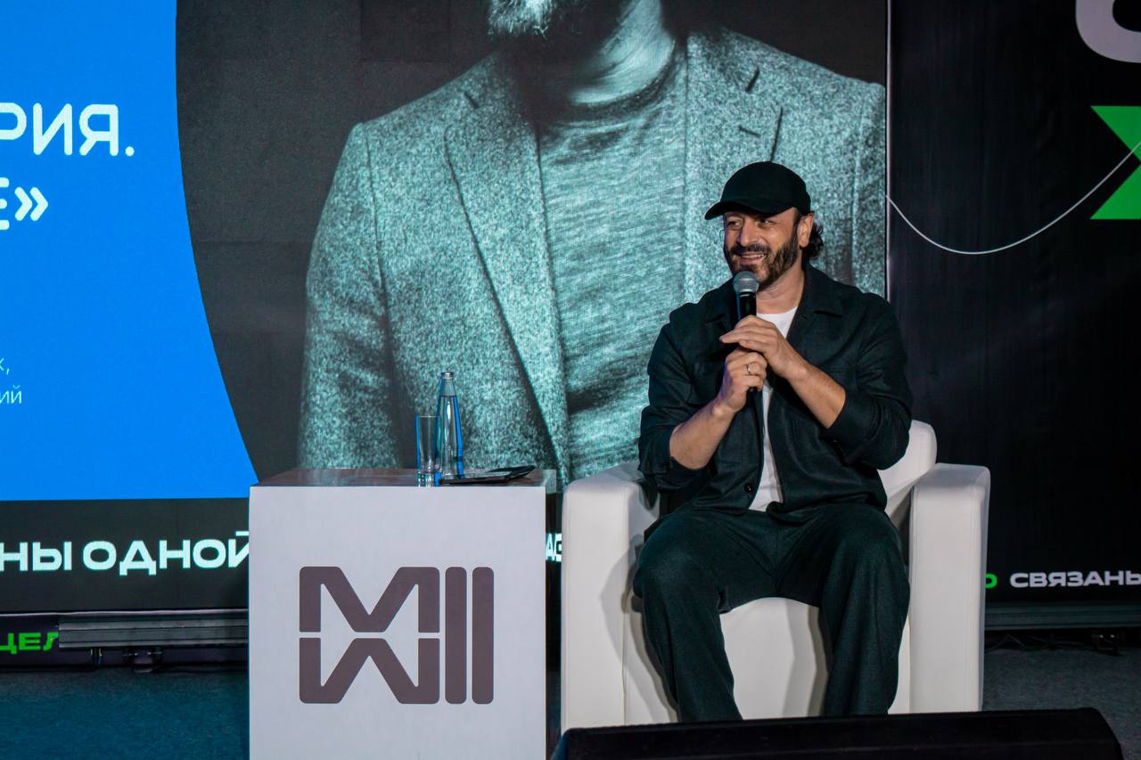 Лектор Общества «Знание», олимпийский чемпион, хореограф и продюсер Илья Авербух пообщался с молодежью Донбасса Лектор Общества «Знание», олимпийский чемпион, хореограф и продюсер Илья Авербух пообщался с молодежью Донбасса