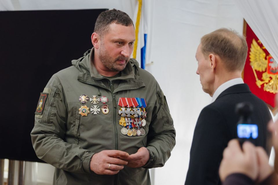 Андрей Луговой: Награда от тех, кто ежедневно работает в самых горячих точках СВО, бесценна Андрей Луговой: Награда от тех, кто ежедневно работает в самых горячих точках СВО, бесценна