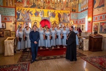 2 ноября в храме Воскресения Христова в Рабате выступил хор «Отрада» при Свято-Никольском Черноостровском женском монастыре
