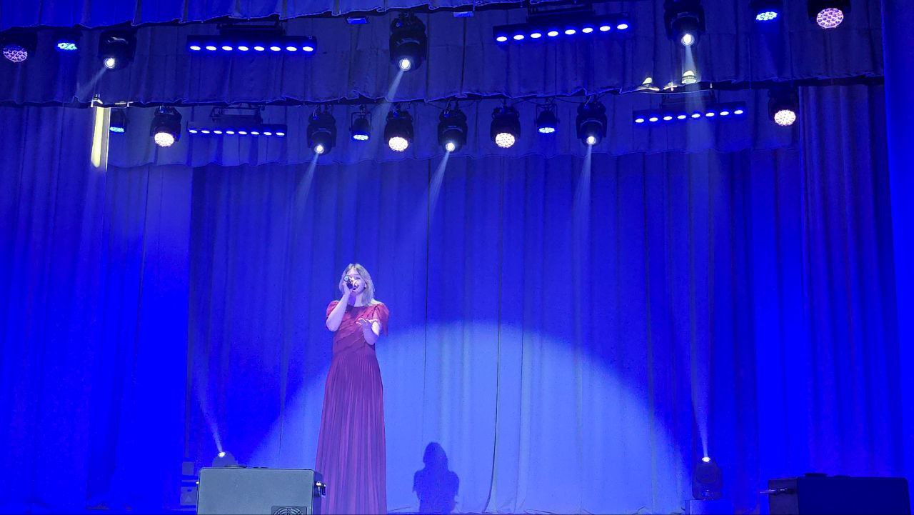 Александр Качанов: В Докучаевске прошел праздничный концерт ко Дню народного единства в рамках проекта «Историческая память» Партии «Единая Россия» Александр Качанов: В Докучаевске прошел праздничный концерт ко Дню народного единства в рамках проекта «Историческая память» Партии «Единая Россия»