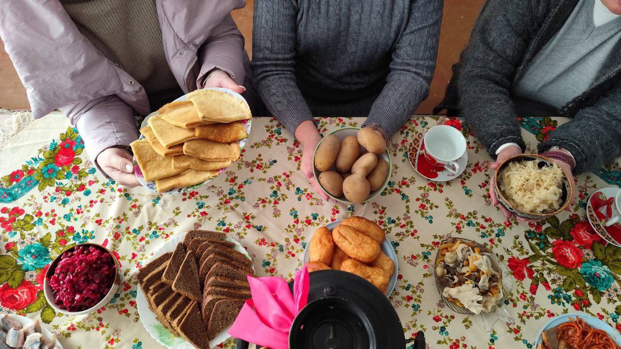 Единство через традиции. Продолжаем проводить мероприятия в рамках Всероссийского фестиваля русской кухни, приуроченного ко Дню народного единства Единство через традиции. Продолжаем проводить мероприятия в рамках Всероссийского фестиваля русской кухни, приуроченного ко Дню народного единства