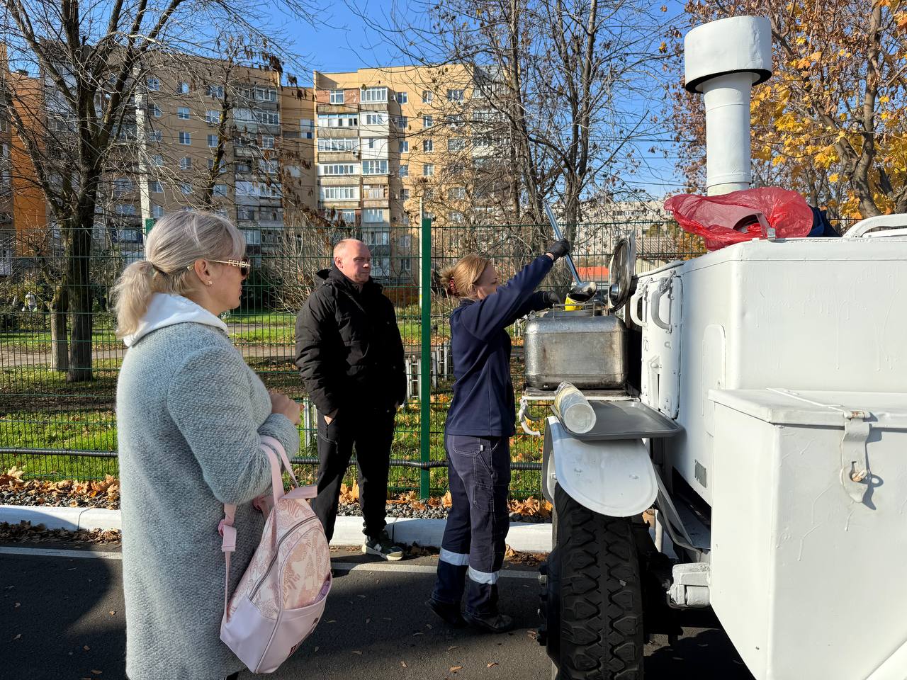 В Мариуполе состоялась товарищеская встреча сборных команд по футболу городов-побратимов Санкт-Петербурга и Мариуполя В Мариуполе состоялась товарищеская встреча сборных команд по футболу городов-побратимов Санкт-Петербурга и Мариуполя