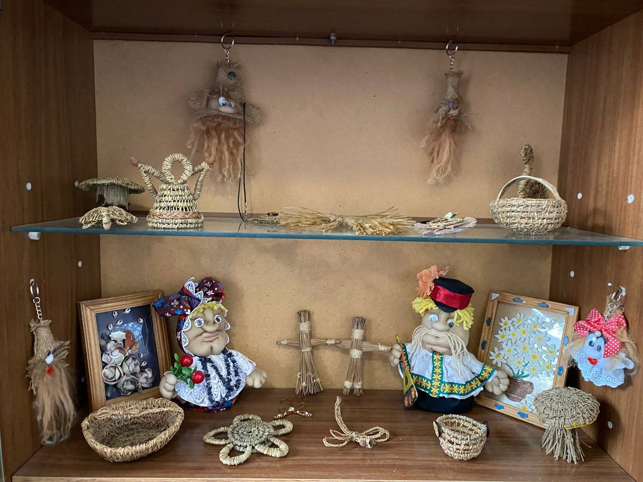 Евгений Поплавский: Сегодня в городах и посёлках нашего округа царила по-настоящему праздничная атмосфера, наполненная духом единства и дружбы Евгений Поплавский: Сегодня в городах и посёлках нашего округа царила по-настоящему праздничная атмосфера, наполненная духом единства и дружбы