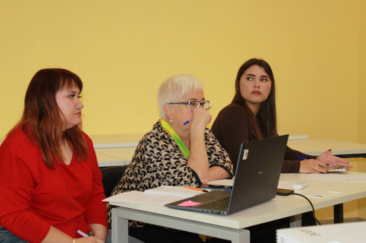 Знакомство длиною в квиз, открываем народы России вместе с Ямалом! Знакомство длиною в квиз, открываем народы России вместе с Ямалом!