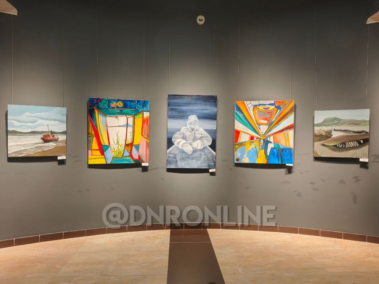 В Донецке открылась выставка современного искусства «Бесконечный маршрут» В Донецке открылась выставка современного искусства «Бесконечный маршрут»