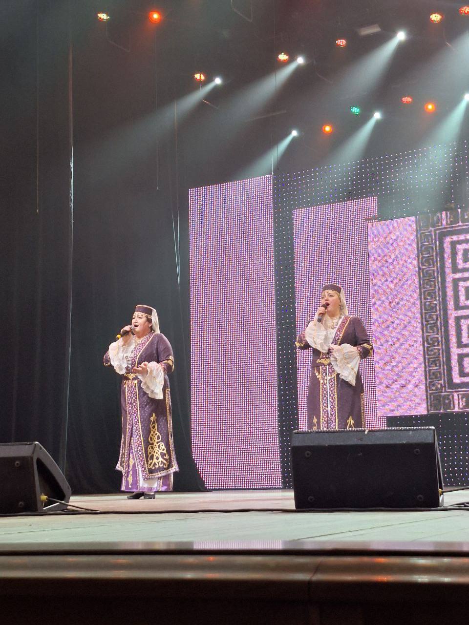 Фестиваль национальных культур «Под знаком мира, дружбы и добра» прошел в День народного единства Фестиваль национальных культур «Под знаком мира, дружбы и добра» прошел в День народного единства