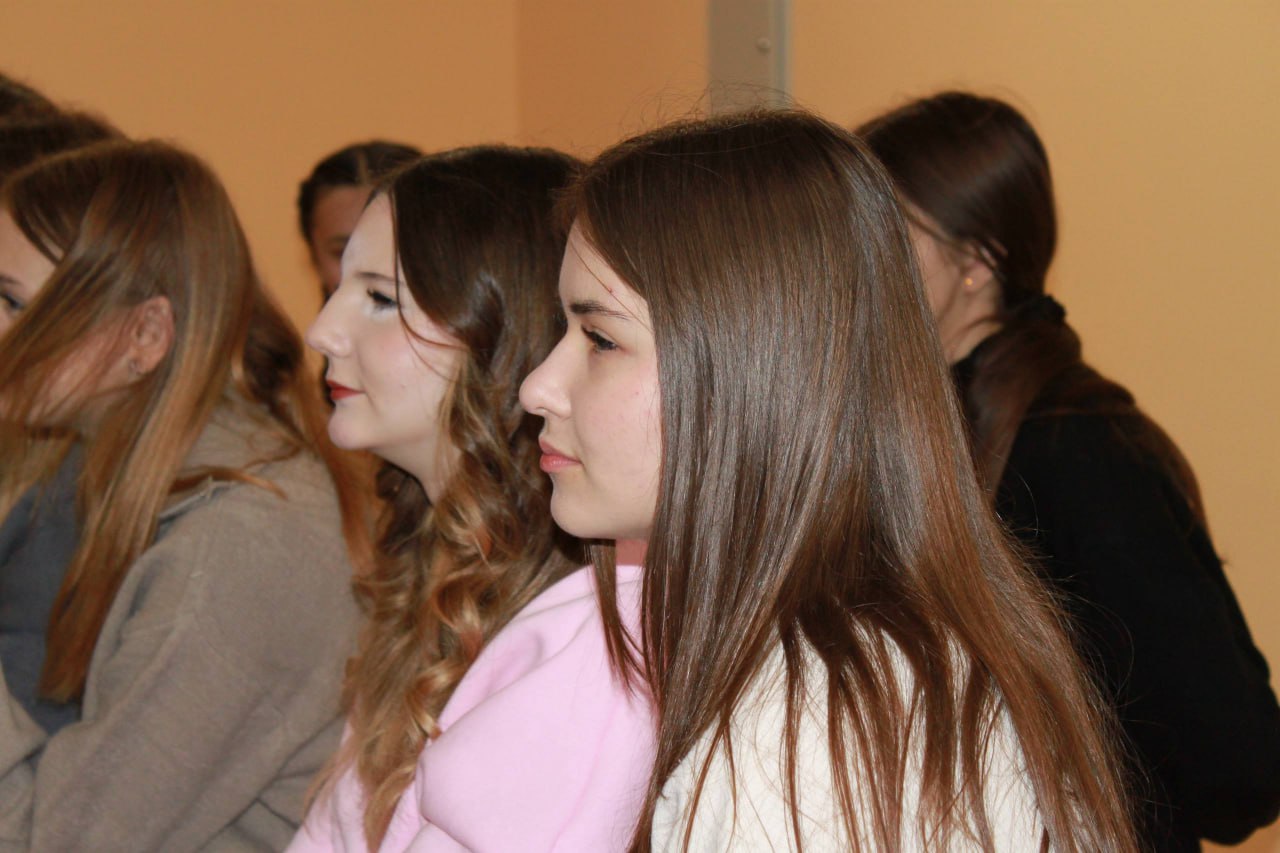 Знакомство длиною в квиз, открываем народы России вместе с Ямалом! Знакомство длиною в квиз, открываем народы России вместе с Ямалом!