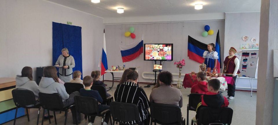 Единство через традиции. Продолжаем проводить мероприятия в рамках Всероссийского фестиваля русской кухни, приуроченного ко Дню народного единства Единство через традиции. Продолжаем проводить мероприятия в рамках Всероссийского фестиваля русской кухни, приуроченного ко Дню народного единства