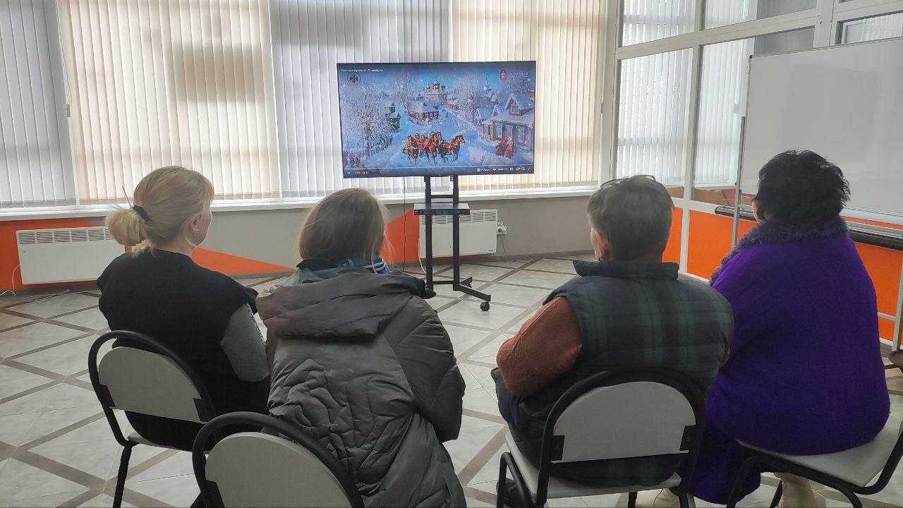 День народного единства — дань глубокого уважения к тем знаменательным страницам отечественной истории, когда патриотизм и гражданственность помогли нашему народу объединиться и защитить страну День народного единства — дань глубокого уважения к тем знаменательным страницам отечественной истории, когда патриотизм и гражданственность помогли нашему народу объединиться и защитить страну