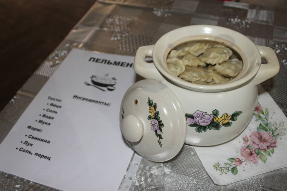 4 ноября в стенах МБУ "Зугрэсский городской Дворец культуры" состоялся гастрофестиваль "Натощак и песня не поётся" В рамках проекта Единая Россия "Культура Малой Родины" 4 ноября в стенах МБУ "Зугрэсский городской Дворец культуры" состоялся гастрофестиваль "Натощак и песня не поётся" В рамках проекта Единая Россия "Культура Малой Родины"