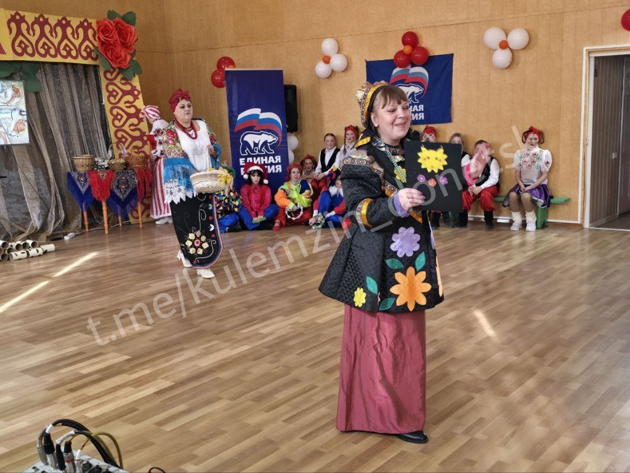 Сегодня во Дворце культуры «Смолянка» в рамках проекта «Культура малой родины» партии «Единая Россия» состоялся Фестиваль русской кухни «В старину едали деды», посвящённый Дню народного единства! Сегодня во Дворце культуры «Смолянка» в рамках проекта «Культура малой родины» партии «Единая Россия» состоялся Фестиваль русской кухни «В старину едали деды», посвящённый Дню народного единства!