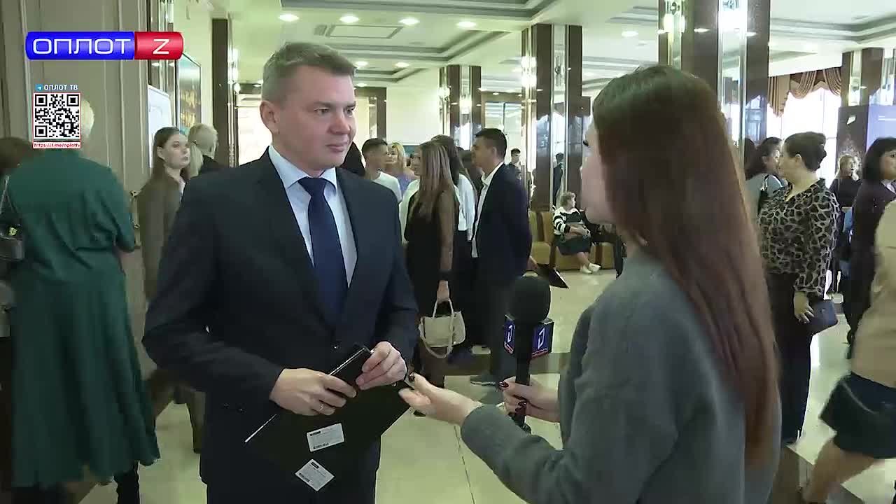 Начальник Управления внутренней политики Главы Донецкой Республики Артём Фомин о фестивале национальных культур «Под знаком мира, дружбы и добра», посвященный Дню народного единства