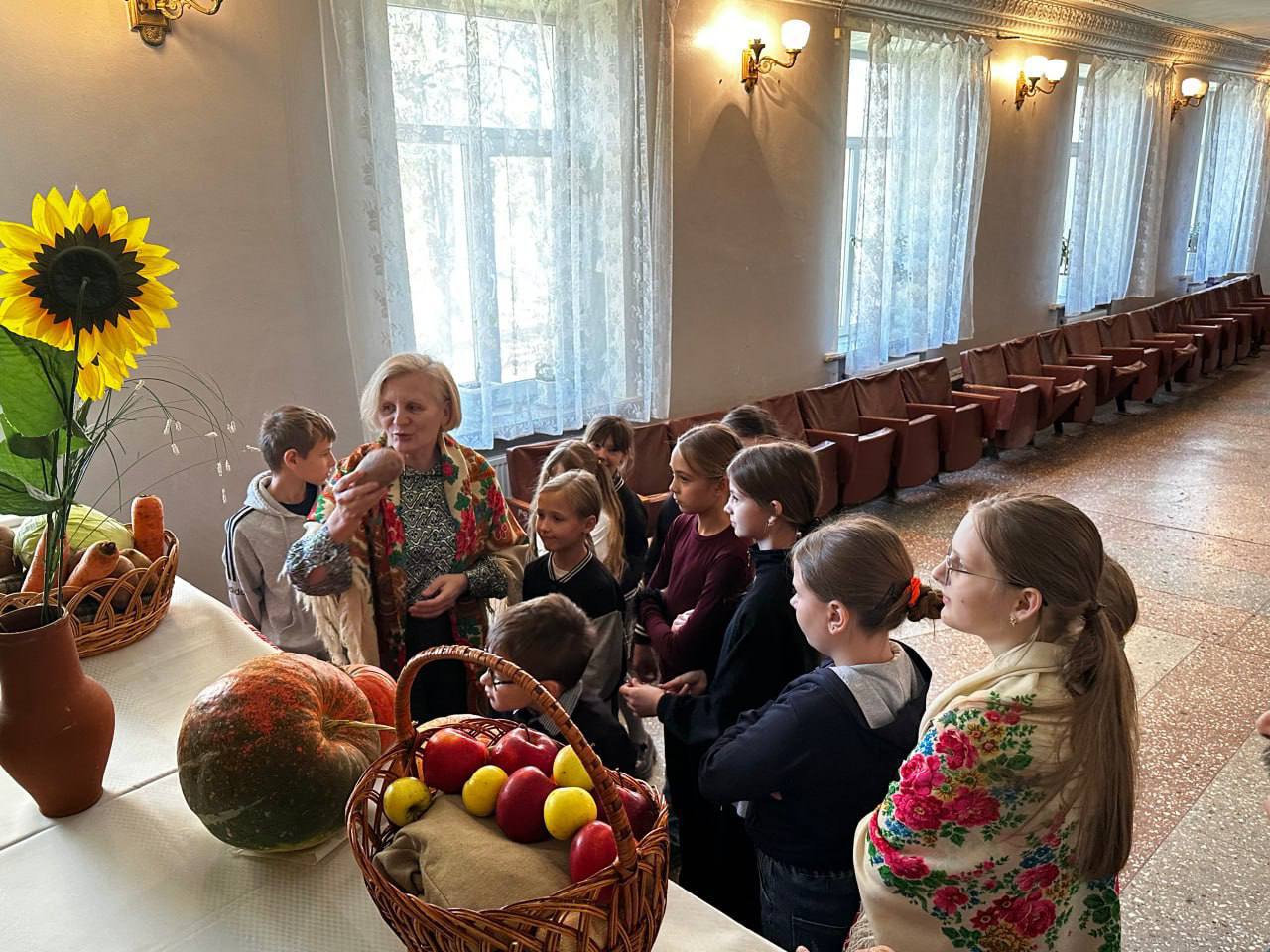 В рамках Всероссийского фестиваля русской кухни, приуроченного ко Дню народного единства, провели по всему округу мероприятия: от мастер-классов до выставок-дегустаций В рамках Всероссийского фестиваля русской кухни, приуроченного ко Дню народного единства, провели по всему округу мероприятия: от мастер-классов до выставок-дегустаций