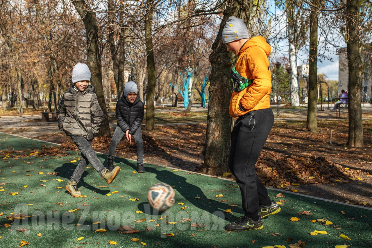 Волшебство в центре Донецка: Парк кованых фигур объединяет сказку и вымысел, Европу и Азию Волшебство в центре Донецка: Парк кованых фигур объединяет сказку и вымысел, Европу и Азию