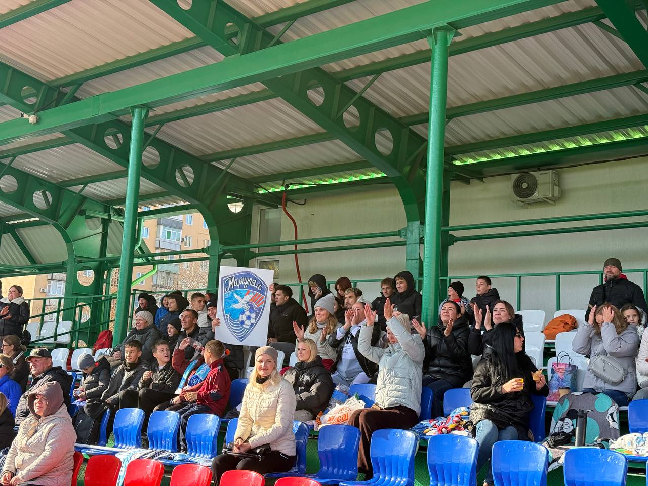 В Мариуполе состоялась товарищеская встреча сборных команд по футболу городов-побратимов Санкт-Петербурга и Мариуполя В Мариуполе состоялась товарищеская встреча сборных команд по футболу городов-побратимов Санкт-Петербурга и Мариуполя