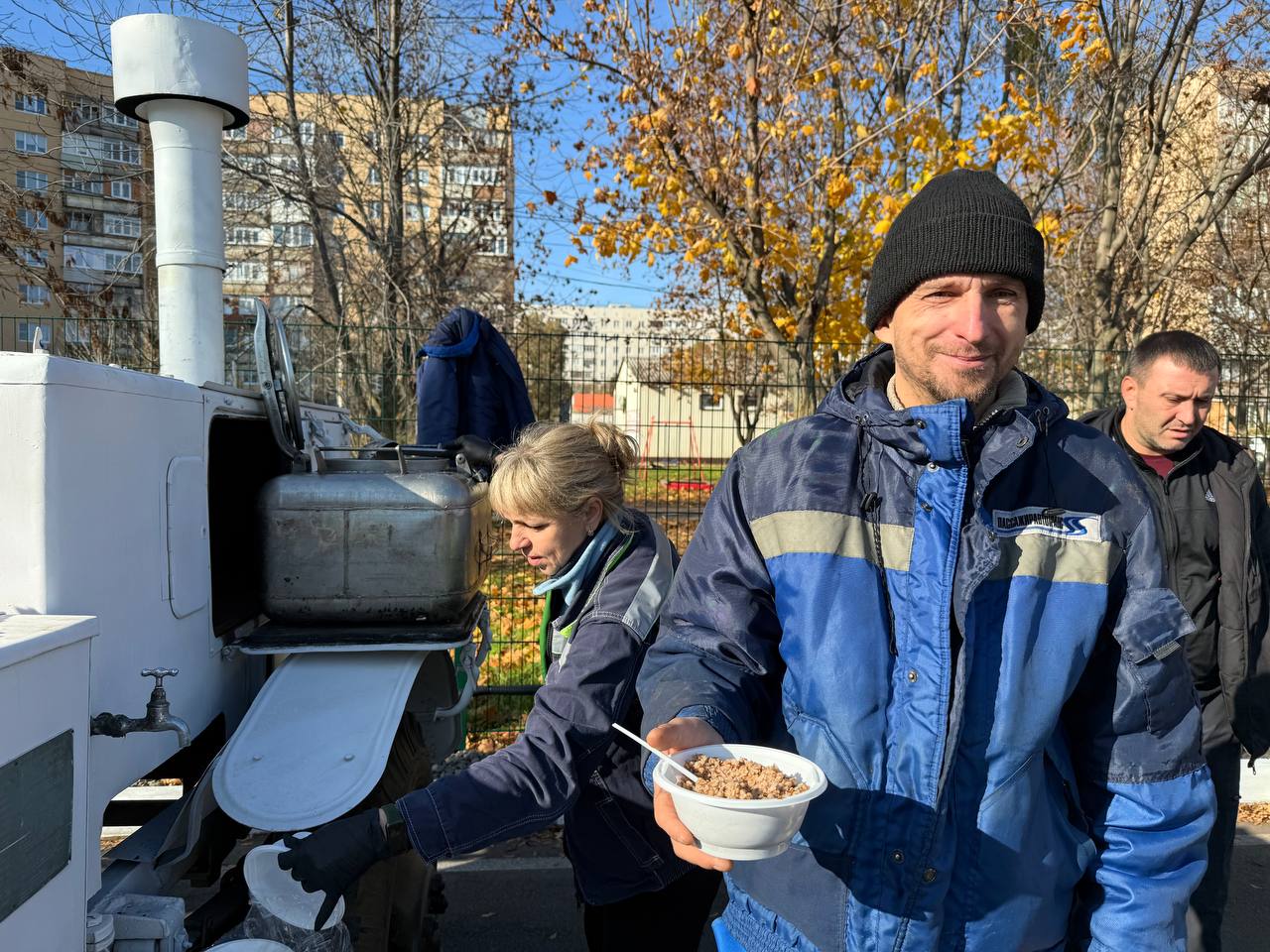 В Мариуполе состоялась товарищеская встреча сборных команд по футболу городов-побратимов Санкт-Петербурга и Мариуполя В Мариуполе состоялась товарищеская встреча сборных команд по футболу городов-побратимов Санкт-Петербурга и Мариуполя