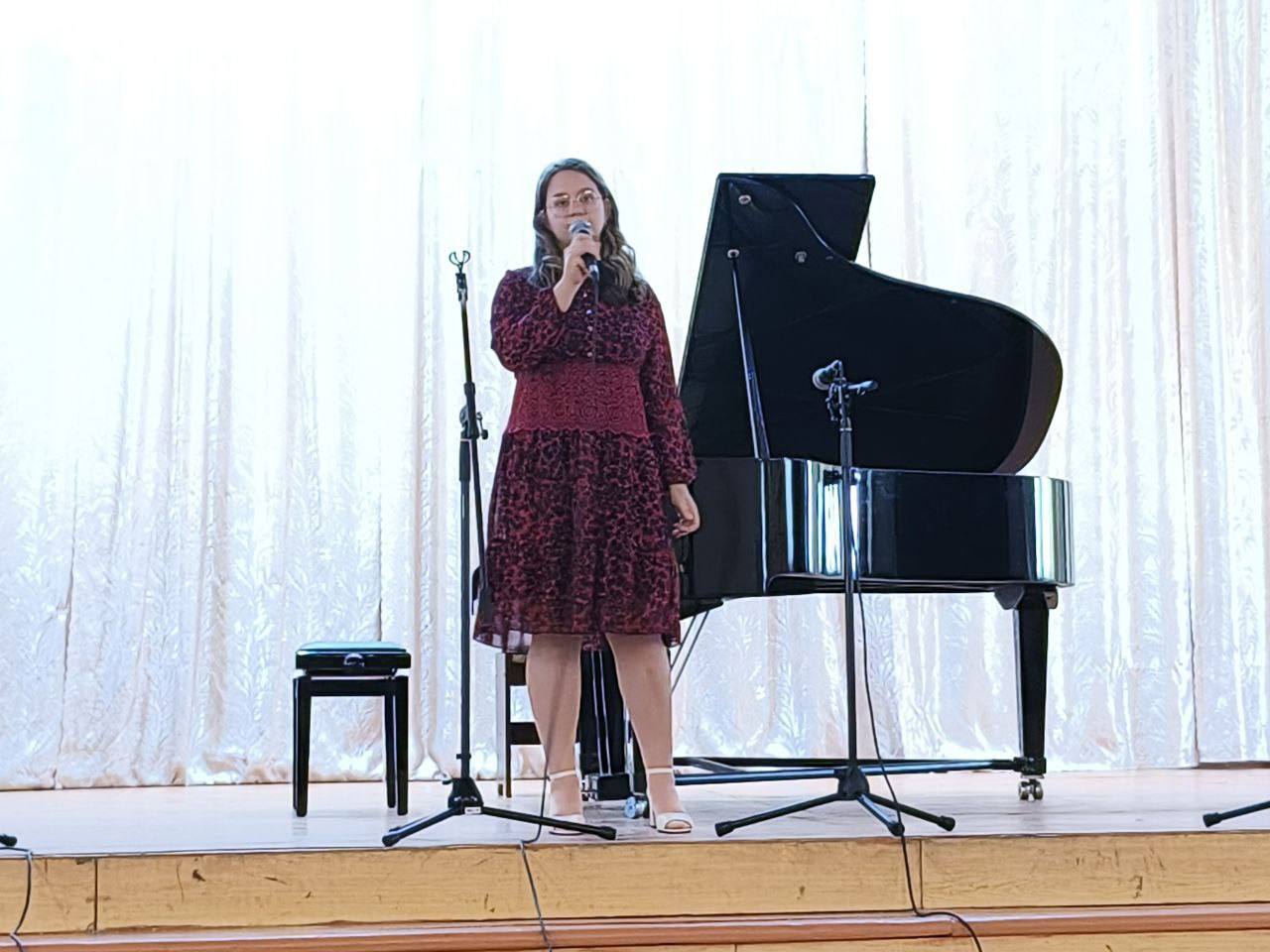 Сегодня, 04 ноября в честь Дня народного единства состоялся праздничный концерт учащихся и преподавателей МБУДО "ЗДШИ" под названием "Мы сила, дух одного народа!" Сегодня, 04 ноября в честь Дня народного единства состоялся праздничный концерт учащихся и преподавателей МБУДО "ЗДШИ" под названием "Мы сила, дух одного народа!"