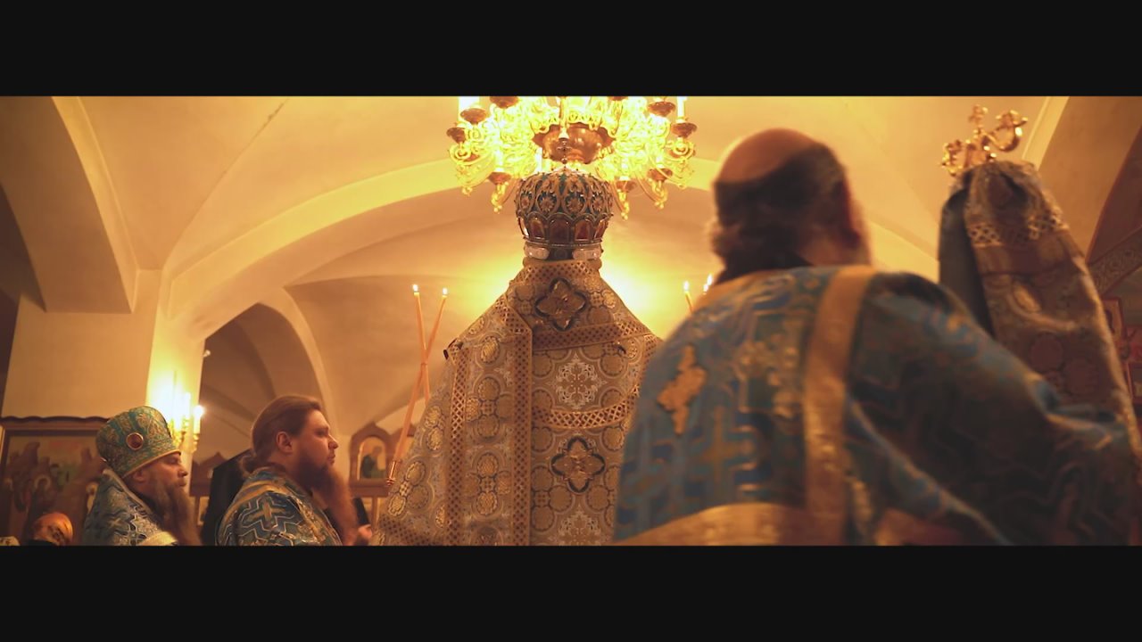 Кроме Дня народного единства, сегодня отмечается не менее важная дата — празднование Казанской иконы Божией Матери