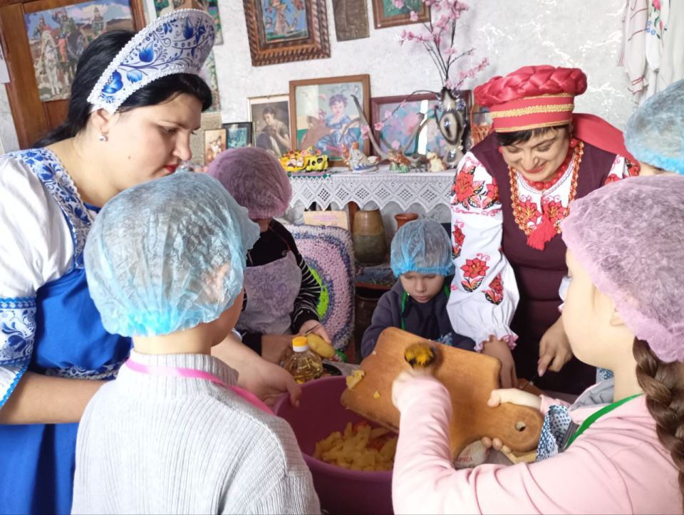    ʔ             -         !